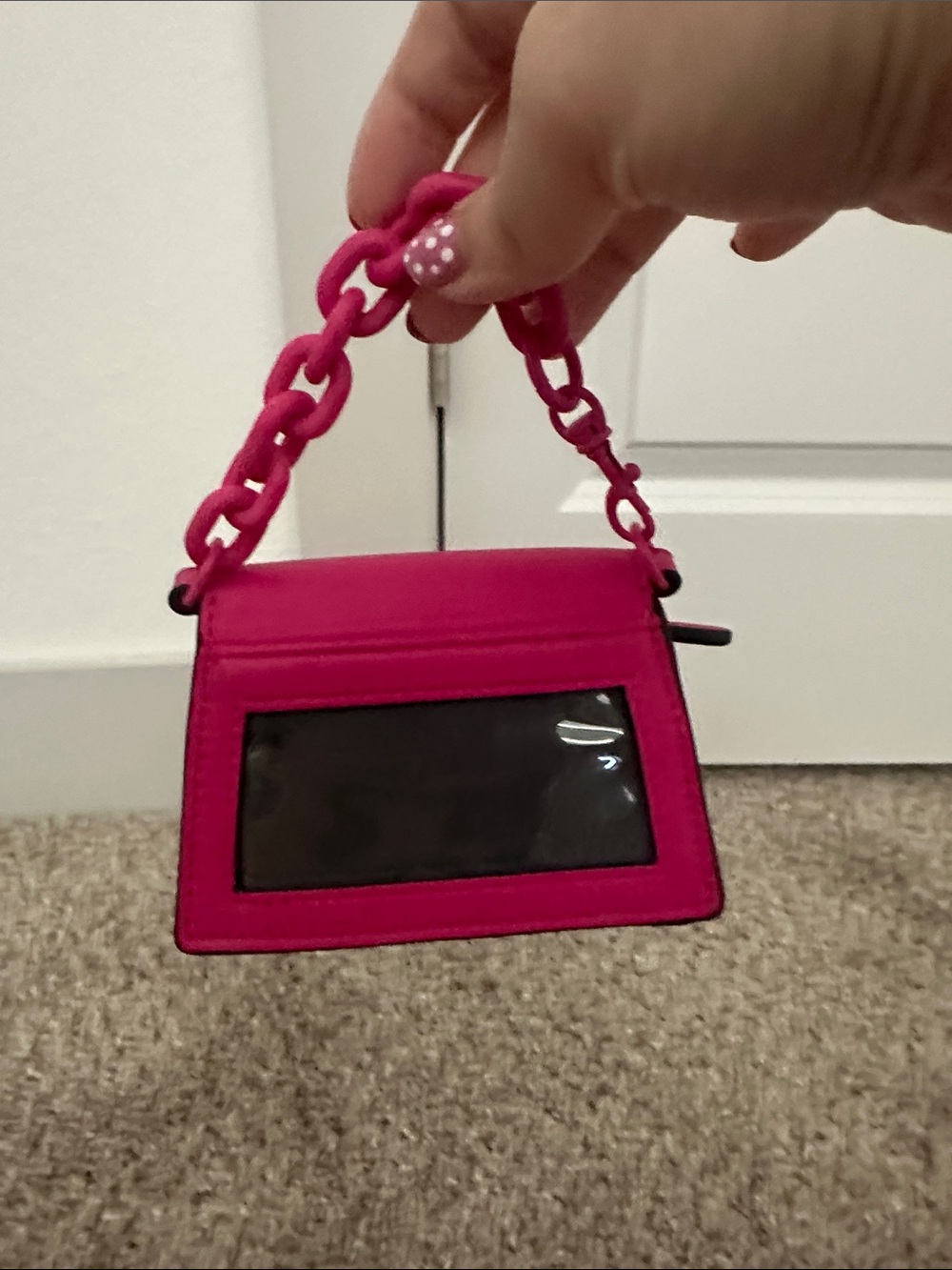 Simply Vera Vera Wang Hot Pink Mini Chain card holder - Picture 3 of 3